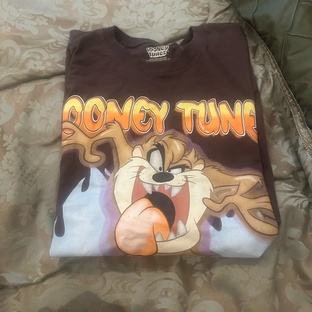 Nike Brown Sneakers with Pink Swoosh - 2 matching graphic tees - Picture 5 of 6